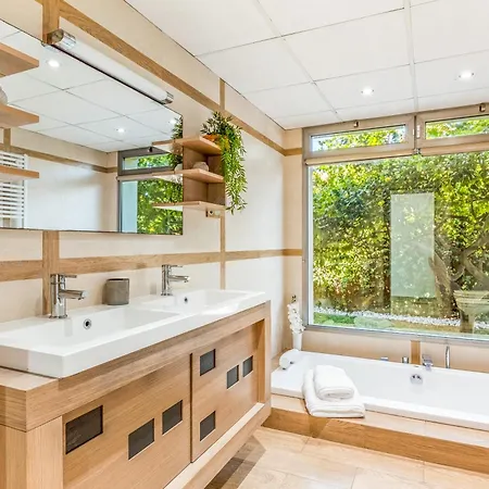 Villa Paradise